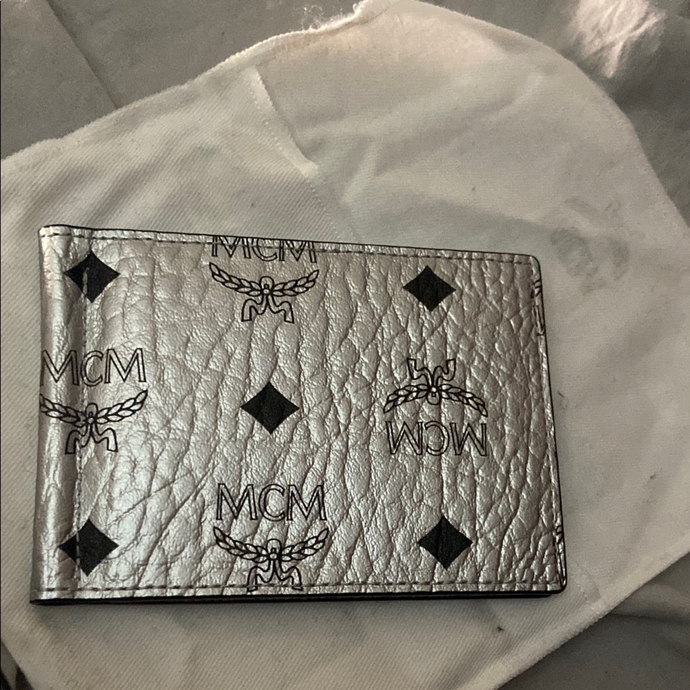 MCM Metallic Leather Card Holder